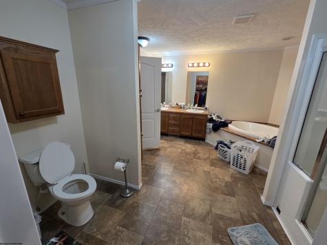 60 Annie Lane Circleville WV 26804
