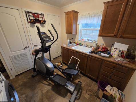 60 Annie Lane Circleville WV 26804