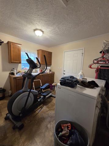 60 Annie Lane Circleville WV 26804