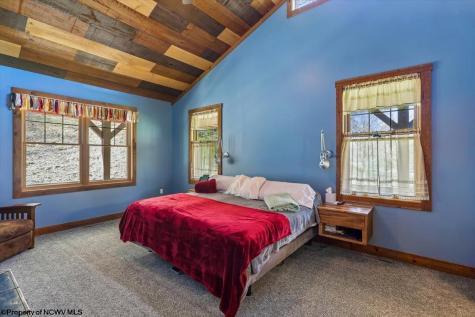 2246 Cravens Run Road Elkins WV 26241