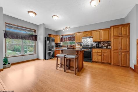 1252 Monumental Road Fairmont WV 26554
