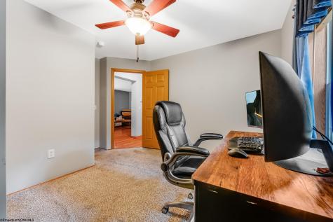 1252 Monumental Road Fairmont WV 26554