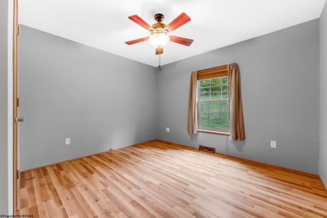 1252 Monumental Road Fairmont WV 26554
