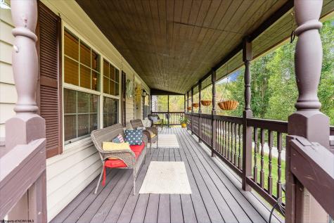 1252 Monumental Road Fairmont WV 26554