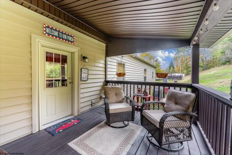 1252 Monumental Road Fairmont WV 26554