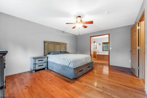 1252 Monumental Road Fairmont WV 26554