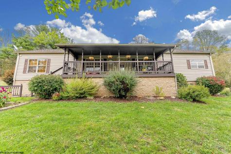 1252 Monumental Road Fairmont WV 26554