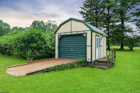 26879 Veterans Memorial Highway Terra Alta WV 26764