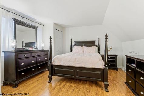 28 Diana Drive Fairmont WV 26554
