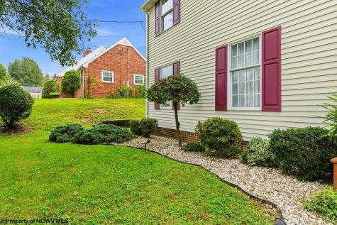 28 Diana Drive Fairmont WV 26554