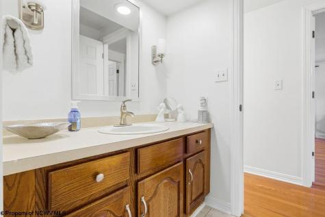 28 Diana Drive Fairmont WV 26554