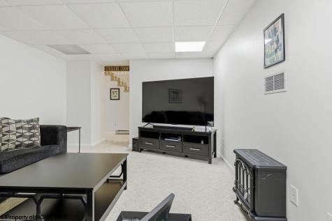 28 Diana Drive Fairmont WV 26554