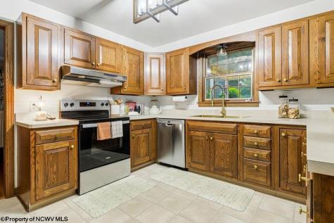 28 Diana Drive Fairmont WV 26554
