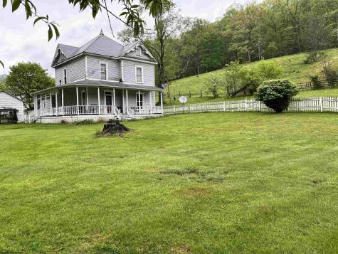 911 Wheeler Fork Road Horner WV 26372