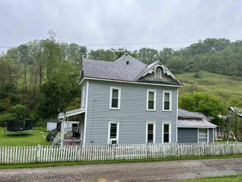 911 Wheeler Fork Road Horner WV 26372
