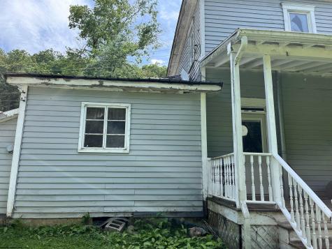 911 Wheeler Fork Road Horner WV 26372