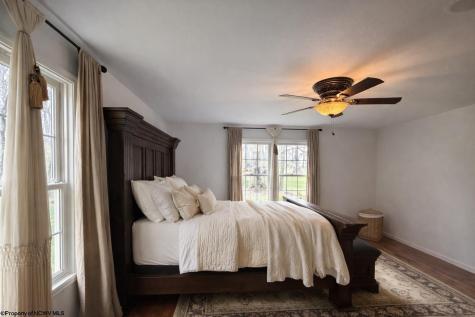 54 Deerbrook Lane Belington WV 26250