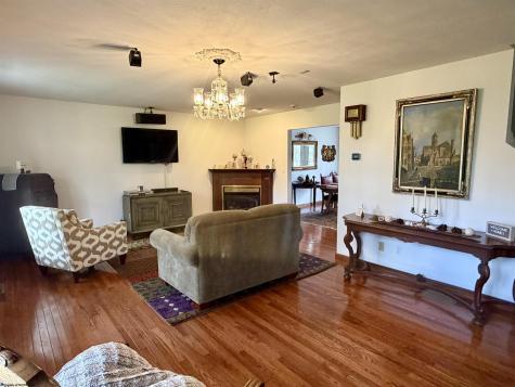 54 Deerbrook Lane Belington WV 26250