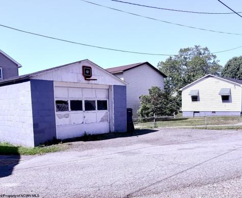 1523 N 16th Street Clarksburg WV 26301