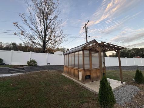 53 Tall Timber Lane Clarksburg WV 26301-5747