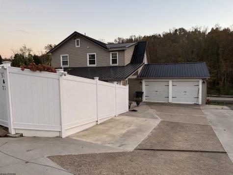 53 Tall Timber Lane Clarksburg WV 26301-5747