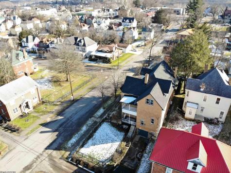 803 Benoni Avenue Fairmont WV 26554