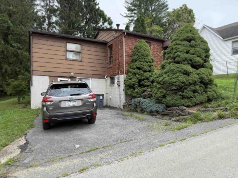 6013 Brown Street Clarksburg WV 26301
