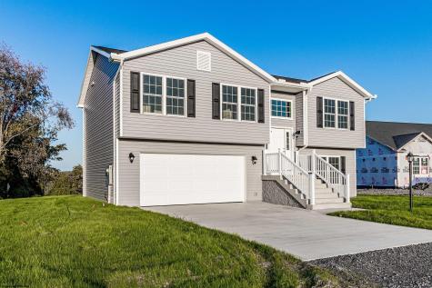 4 Martin's Perch Street Fairmont WV 26554