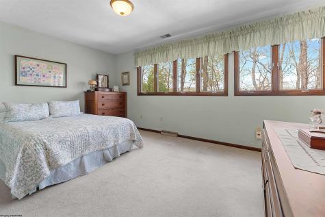 173 Poplar Drive Morgantown WV 26505