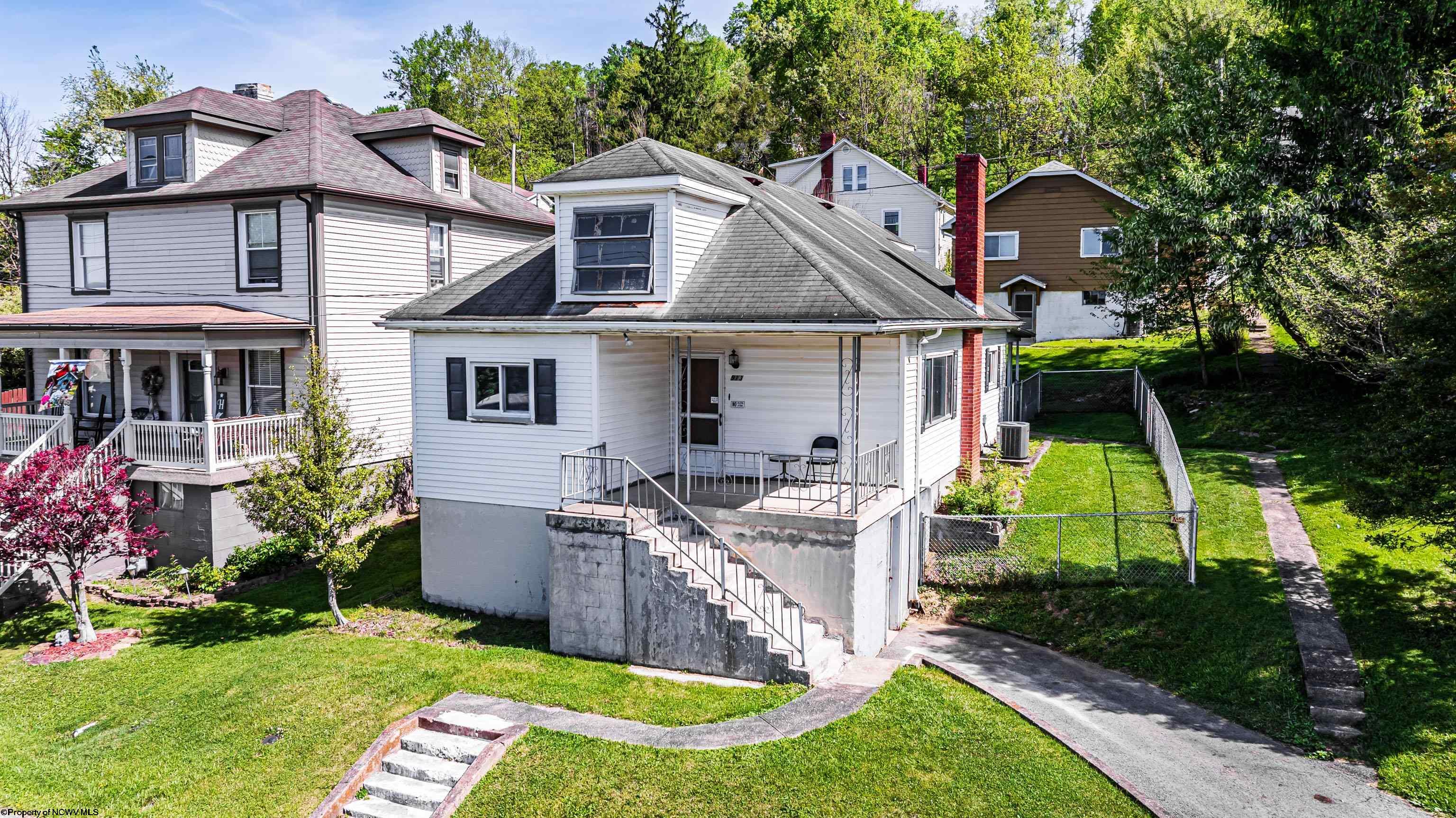 913 Fleming Avenue Fairmont WV 26554