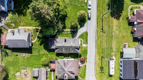 913 Fleming Avenue Fairmont WV 26554