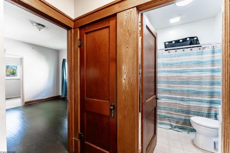913 Fleming Avenue Fairmont WV 26554