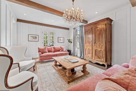 5 Maple Avenue Morgantown WV 26501