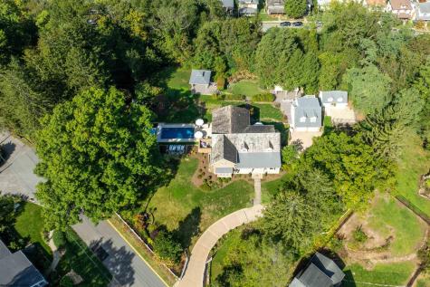 5 Maple Avenue Morgantown WV 26501