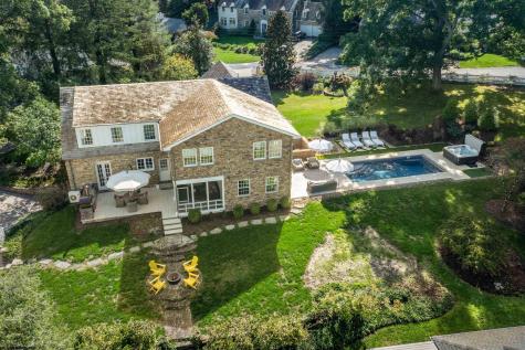 5 Maple Avenue Morgantown WV 26501