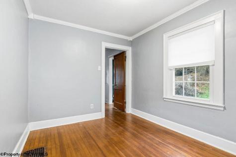 12 Outlook Road Fairmont WV 26554