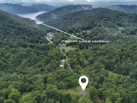 635 Boyce Road Grafton WV 26345
