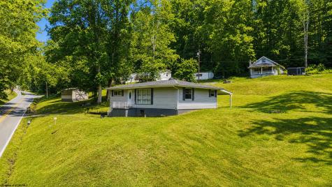 635 Boyce Road Grafton WV 26345