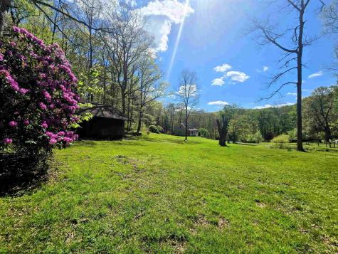 351 Mt. Zion Road Masontown WV 26542