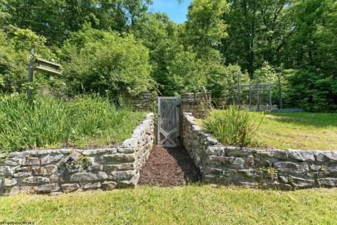 351 Mt. Zion Road Masontown WV 26542