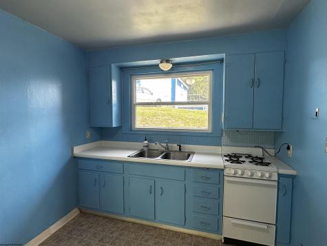 913 Fleming Avenue Fairmont WV 26554