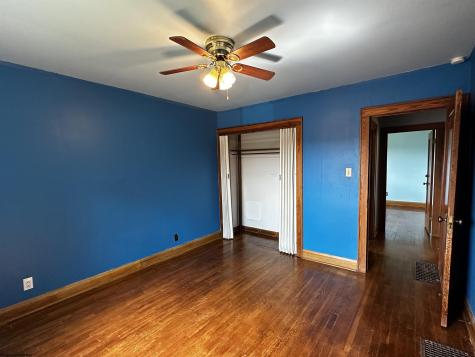 913 Fleming Avenue Fairmont WV 26554