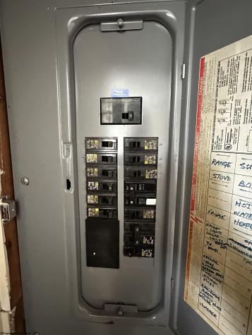 913 Fleming Avenue Fairmont WV 26554