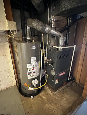 913 Fleming Avenue Fairmont WV 26554