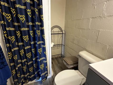 913 Fleming Avenue Fairmont WV 26554