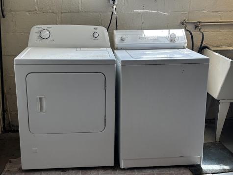 913 Fleming Avenue Fairmont WV 26554