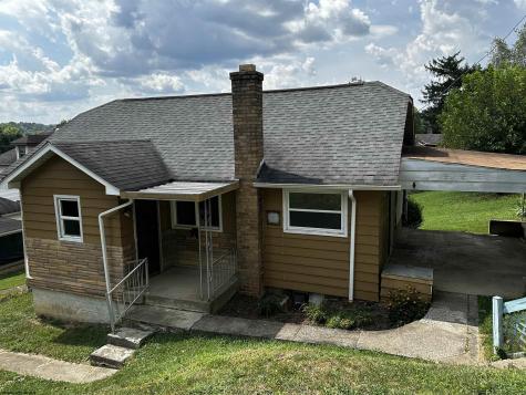 913 Fleming Avenue Fairmont WV 26554