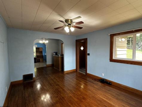 913 Fleming Avenue Fairmont WV 26554