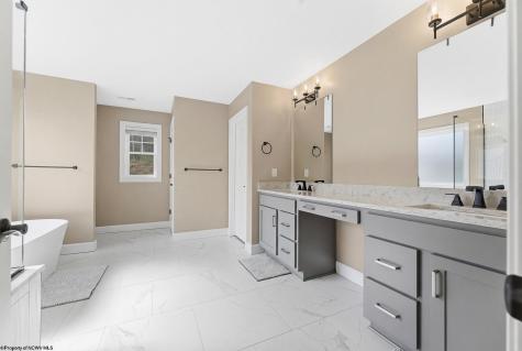 206 Farm Brook Lane Morgantown WV 26505