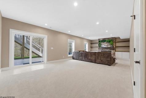 206 Farm Brook Lane Morgantown WV 26505